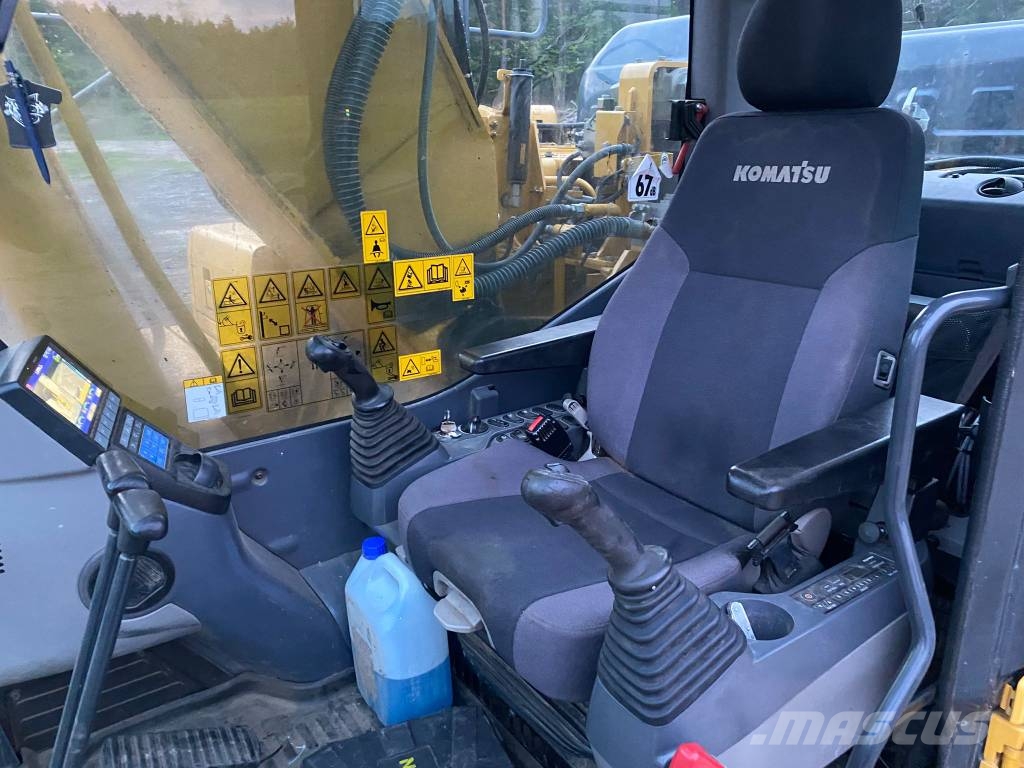 Komatsu PC 210 LC 大型油圧ショベル12t以上(パワーショベル・ユンボ)