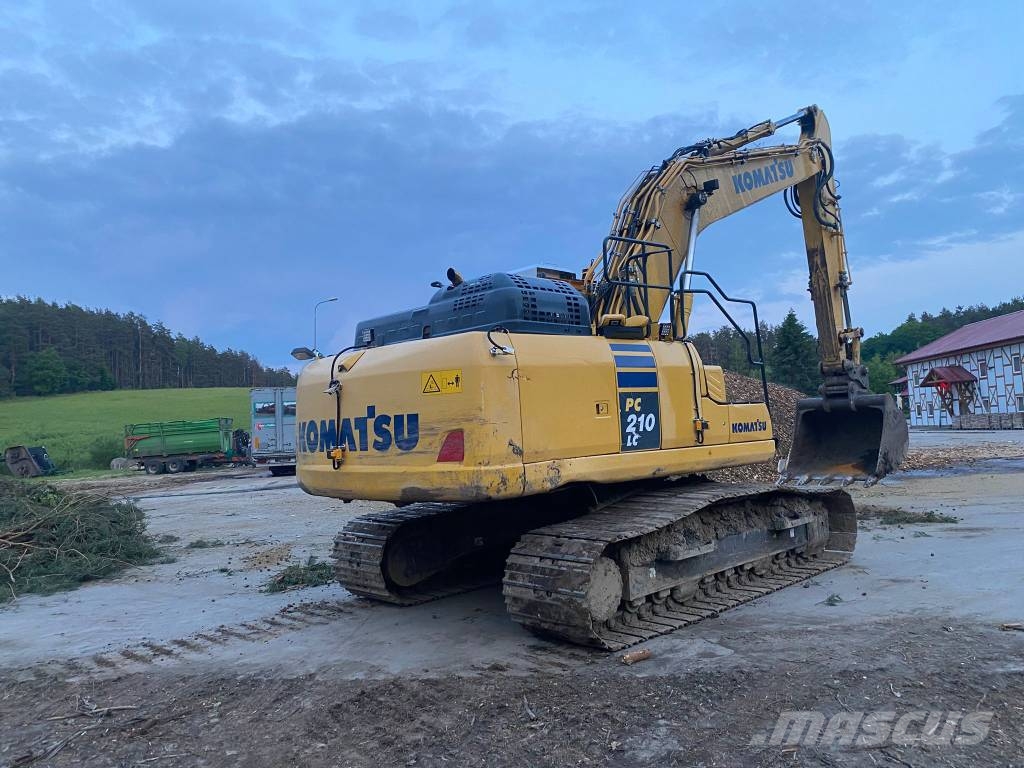 Komatsu PC 210 LC 大型油圧ショベル12t以上(パワーショベル・ユンボ)