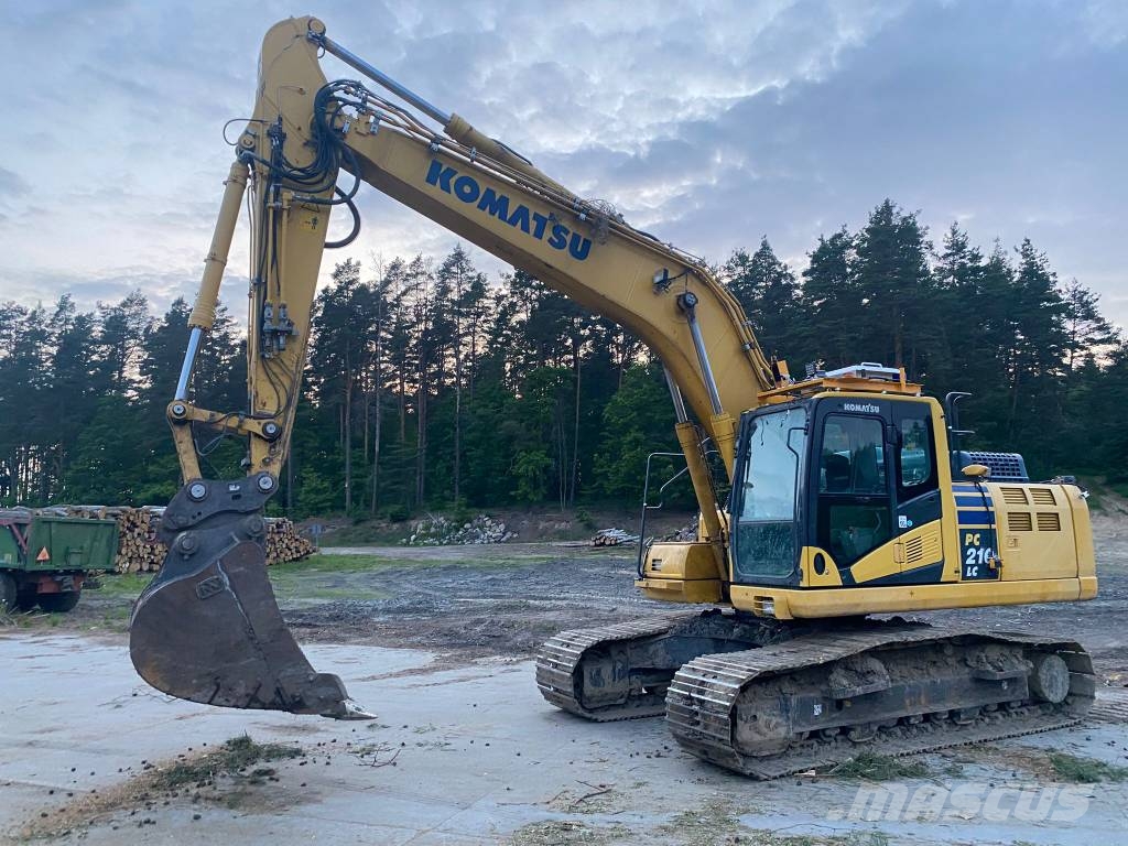 Komatsu PC 210 LC 大型油圧ショベル12t以上(パワーショベル・ユンボ)