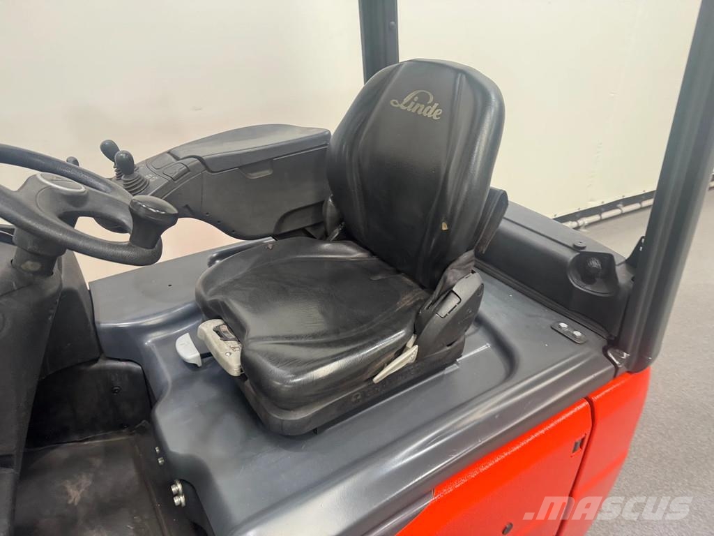 Linde E16-02 NIEUWE ACCU شاحنات ذات رافعات شوكية تعمل بالكهرباء
