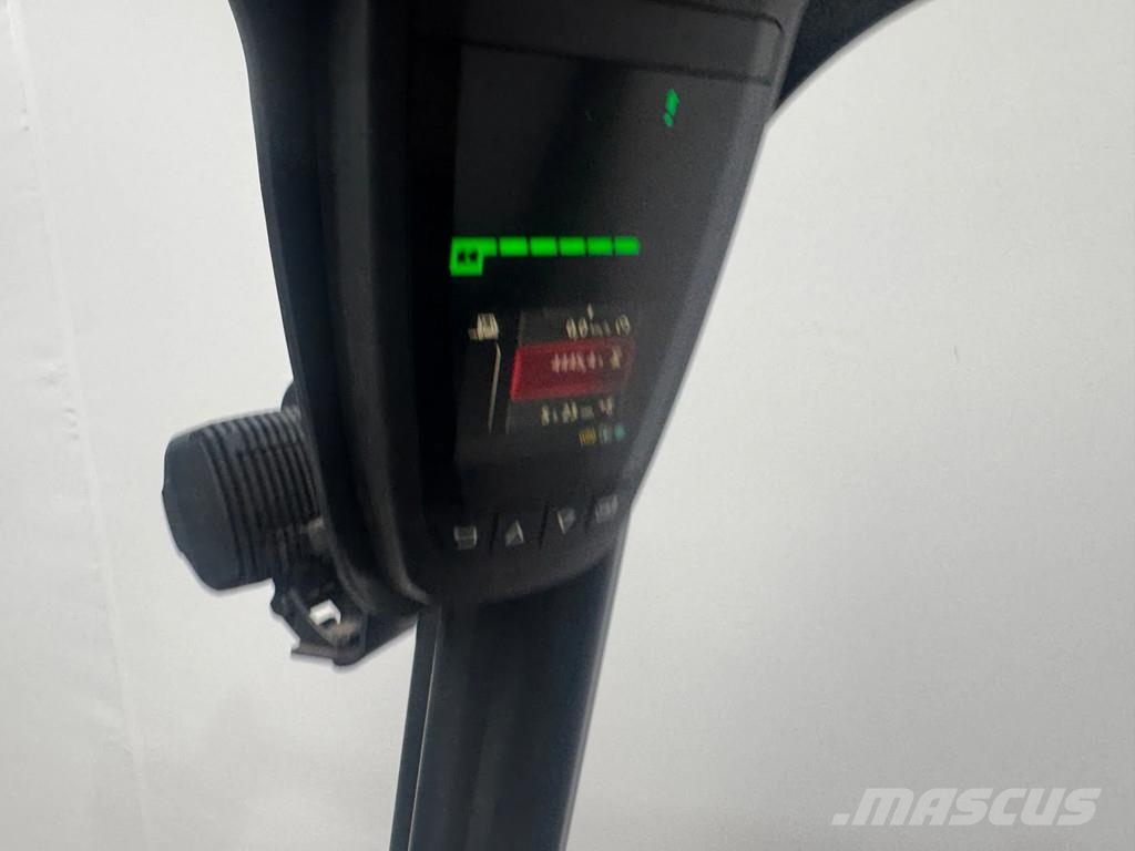 Linde E16-02 NIEUWE ACCU شاحنات ذات رافعات شوكية تعمل بالكهرباء