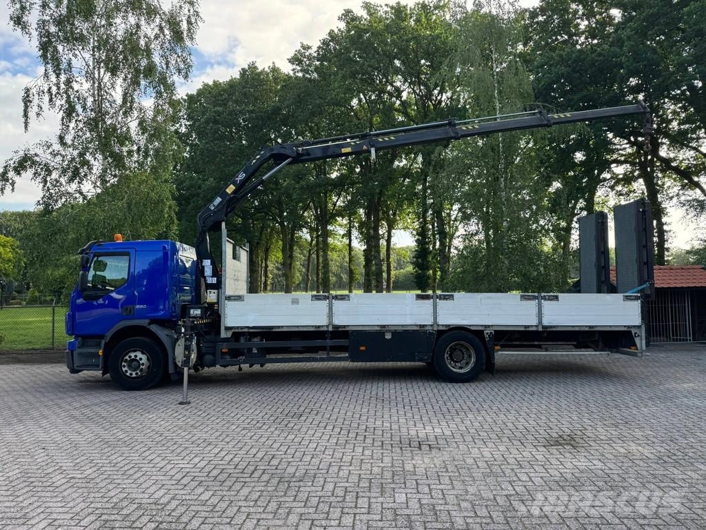 Volvo FE 240 HIAB 111B-3 DUO machinetransporter + kraan All-Terrain-Krane