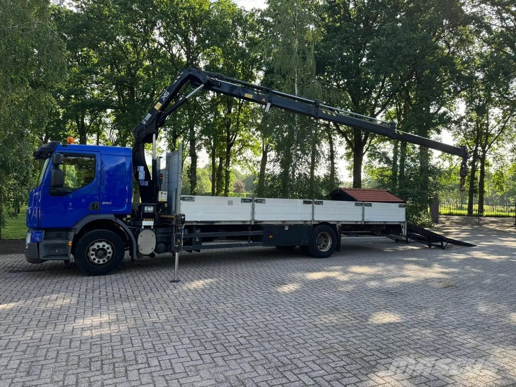 Volvo FE 240 HIAB 111B-3 DUO machinetransporter + kraan All-Terrain-Krane