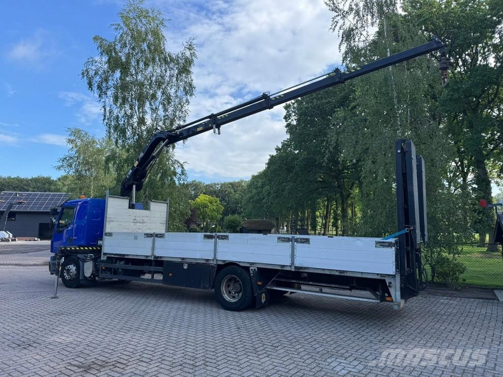 Volvo FE 240 HIAB 111B-3 DUO machinetransporter + kraan All-Terrain-Krane