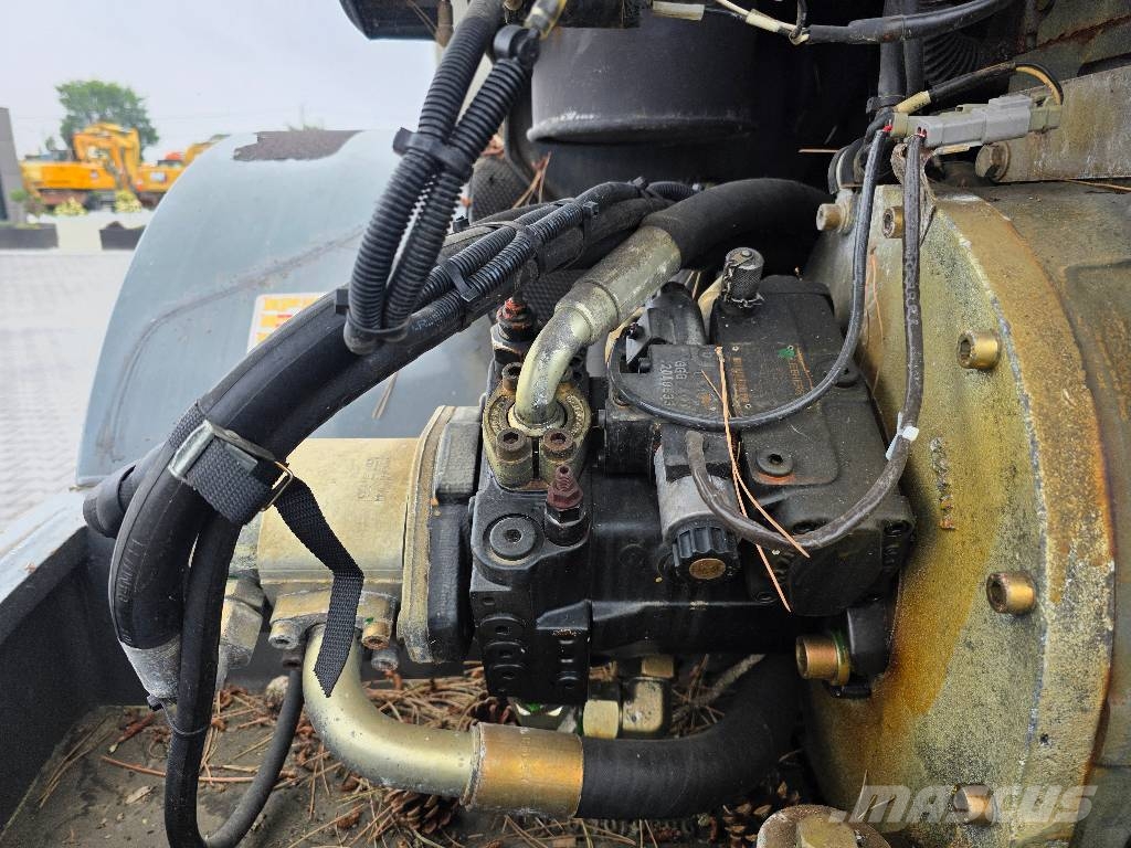 Liebherr L508 Stereo, 2011 ROK, 3800 GODZIN ! ! ! Chargeuse sur pneus