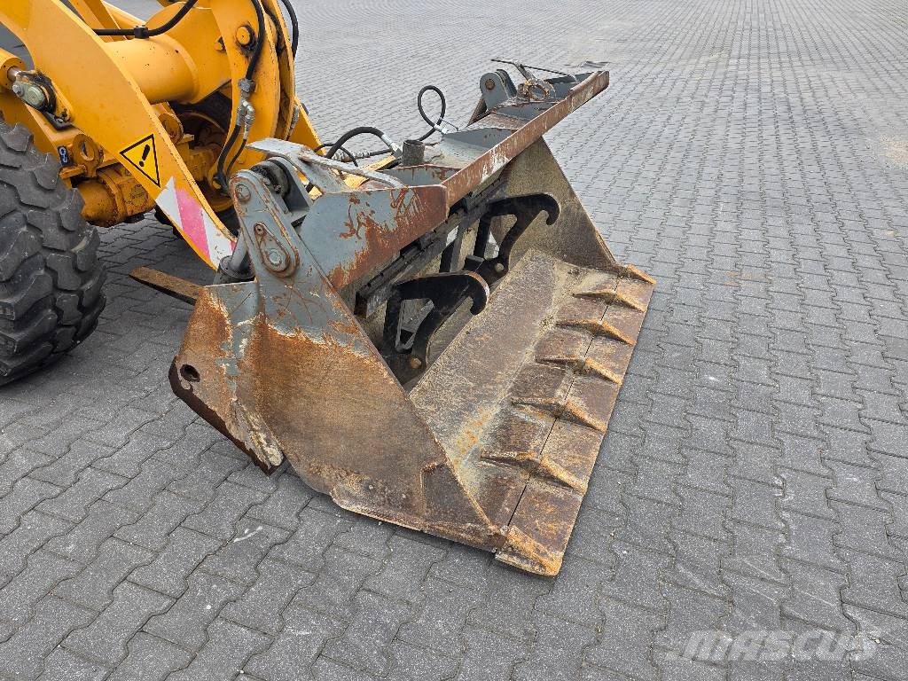 Liebherr L508 Stereo, 2011 ROK, 3800 GODZIN ! ! ! Chargeuse sur pneus