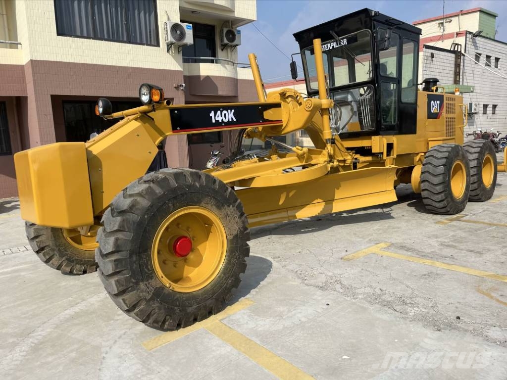 CAT 140 K Source factory 平土機
