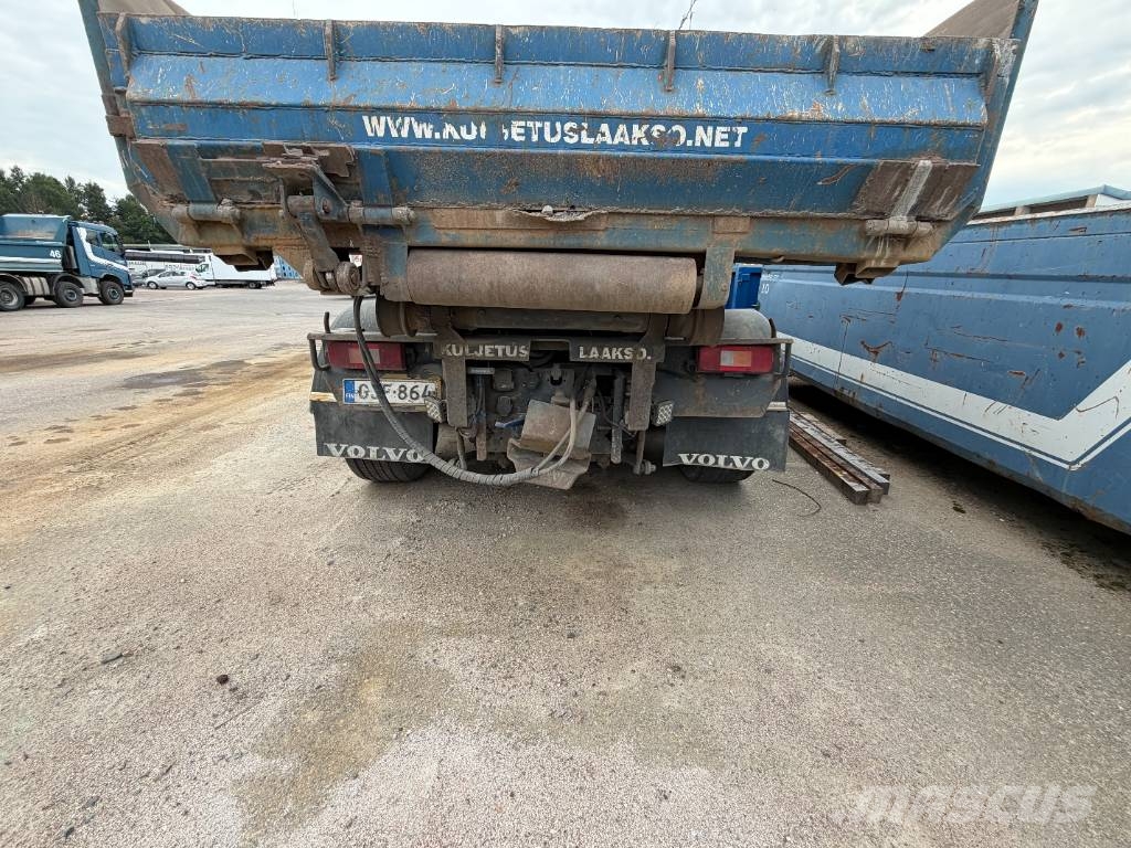 Volvo FM 13 شاحنات الرافعات