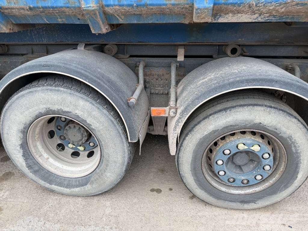 Volvo FM 13 شاحنات الرافعات