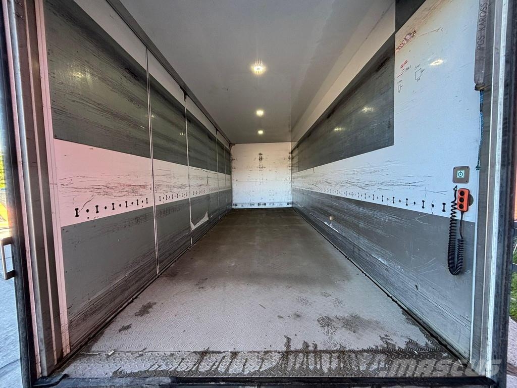 Mercedes-Benz Atego 1524 4x2 BOX L=7509 mm Camiones con caja de remolque