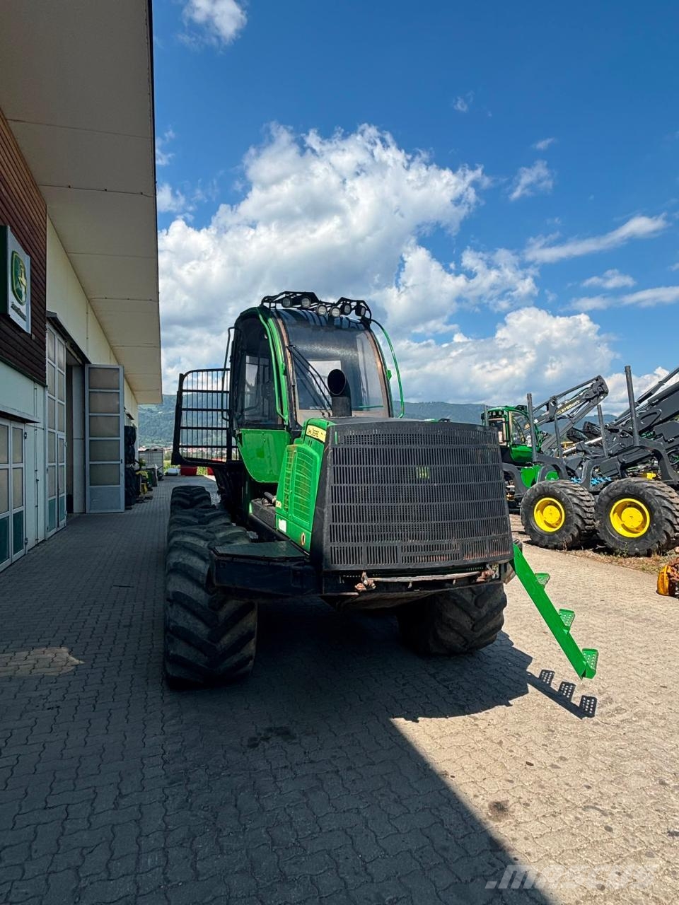John Deere 1210E Naudoti miškovežiai (Forvarderiai)