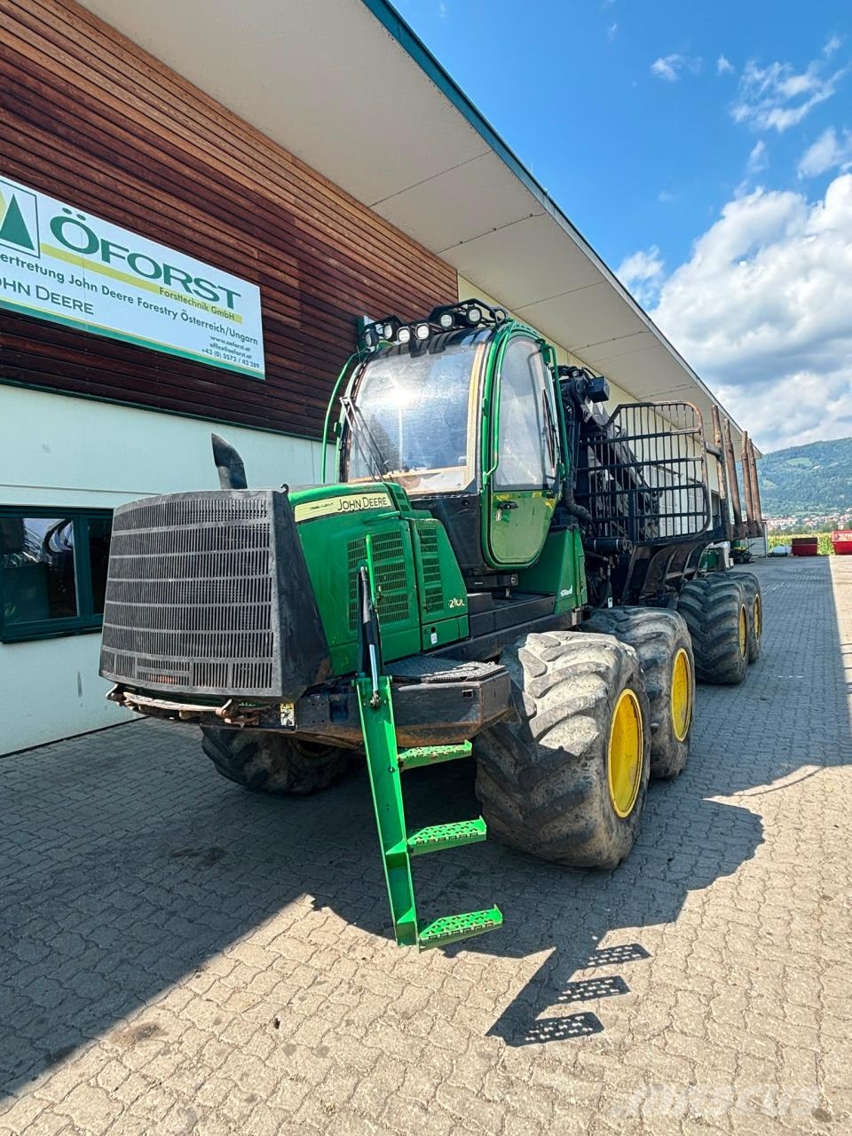 John Deere 1210E Naudoti miškovežiai (Forvarderiai)