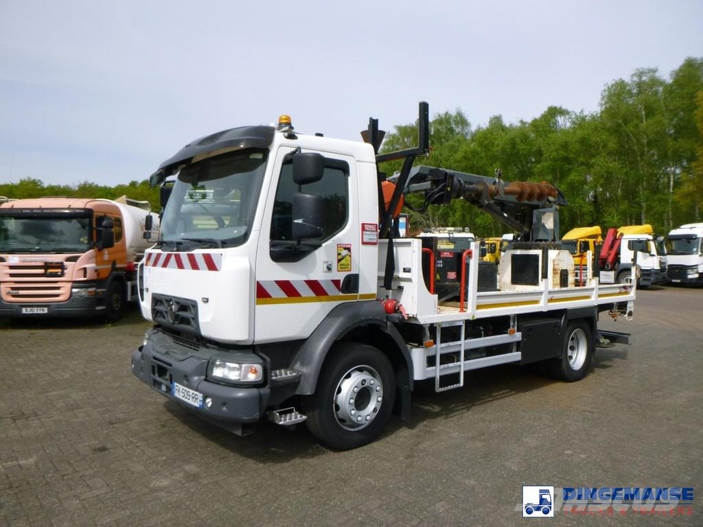 Renault D 240 DTI 4x2 + Risa G2T drilling installation Overfladeboreudstyr / Borerigge