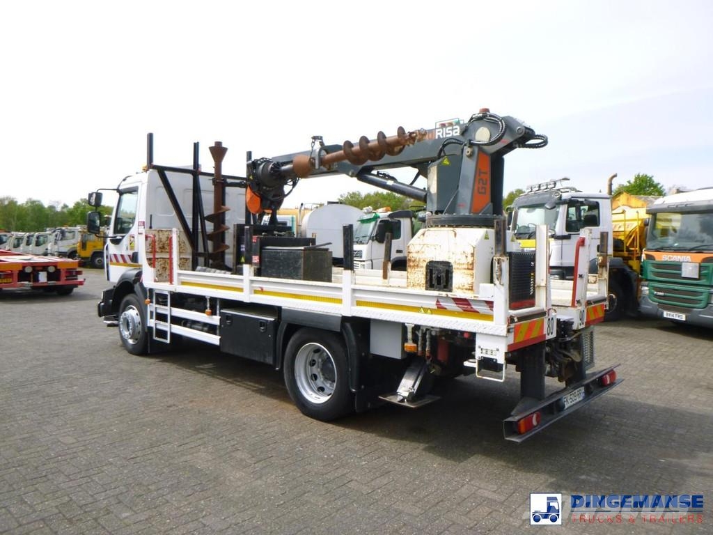 Renault D 240 DTI 4x2 + Risa G2T drilling installation Overfladeboreudstyr / Borerigge