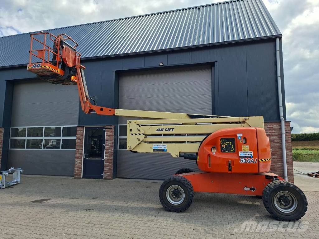 JLG 510 AJ Articulated boom lifts