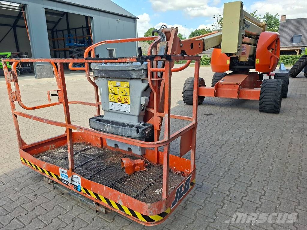 JLG 510 AJ Articulated boom lifts