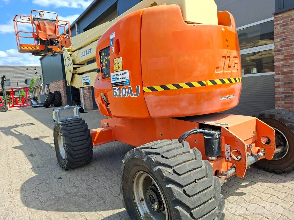 JLG 510 AJ Articulated boom lifts