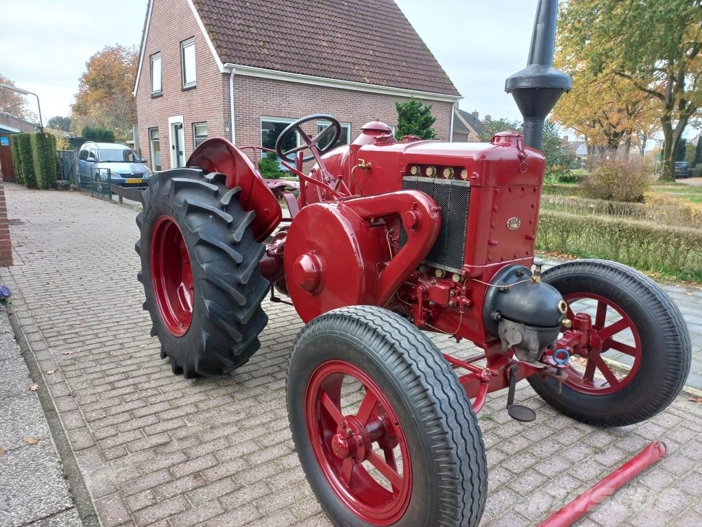 Lanz Bulldog 15/30 Tratores Agrícolas usados