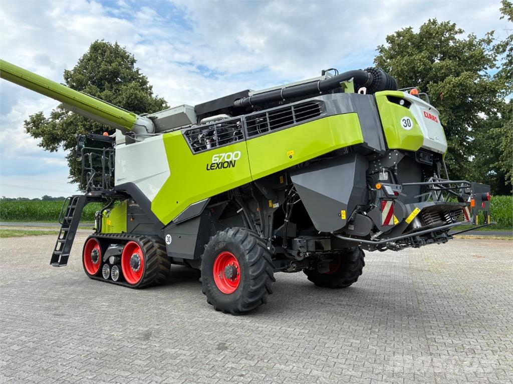 CLAAS Lexion 6700 TT inkl Vario 930 Kombajni