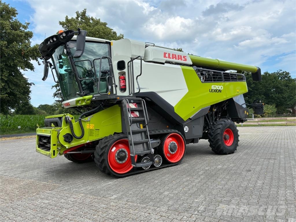 CLAAS Lexion 6700 TT inkl Vario 930 Kombajni