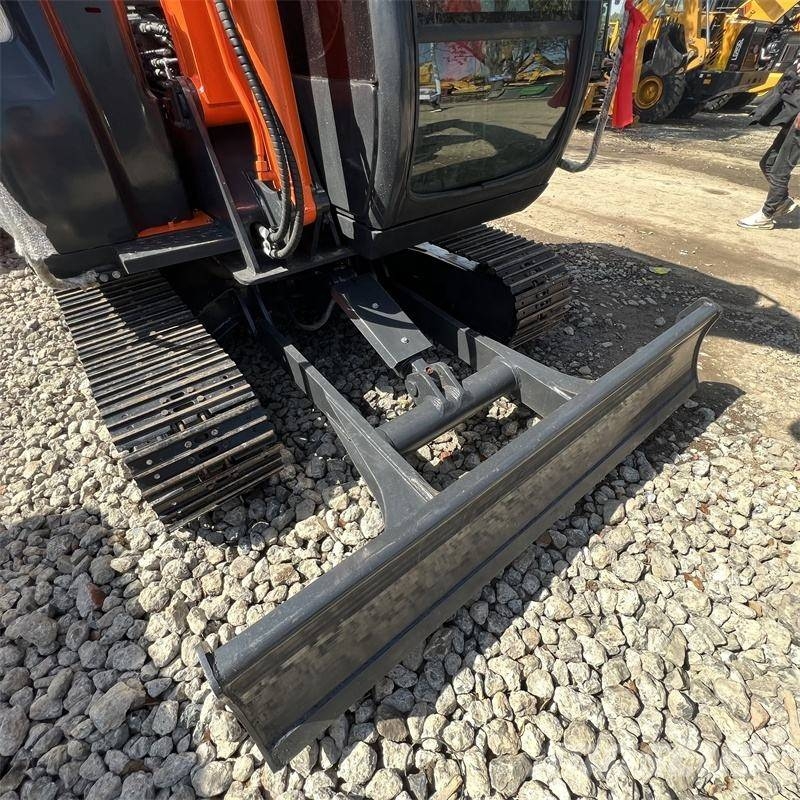 Hitachi ZX 60 Mini pelle < 7t