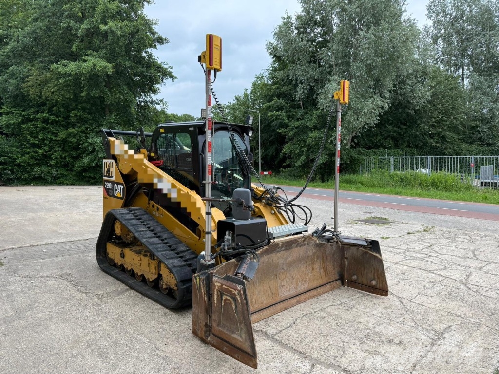 CAT 299D2XHP Lader MIT PB2200 Planiereinrichtung/Laser لوادر انزلاقية التوجيه