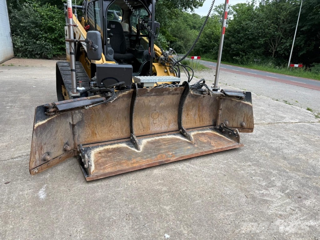 CAT 299D2XHP Lader MIT PB2200 Planiereinrichtung/Laser لوادر انزلاقية التوجيه
