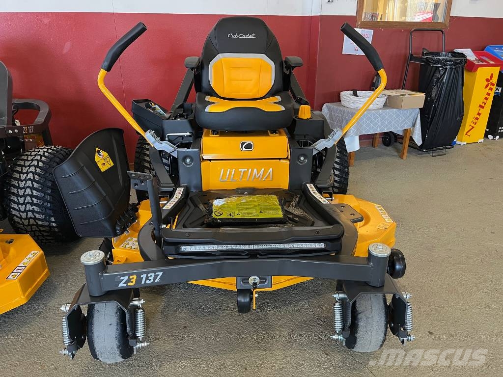 Cub Cadet Åkgräsklippare, ratt och spakstyrda جزازات