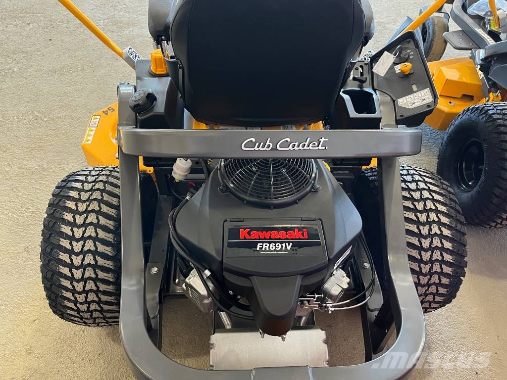 Cub Cadet Åkgräsklippare, ratt och spakstyrda جزازات