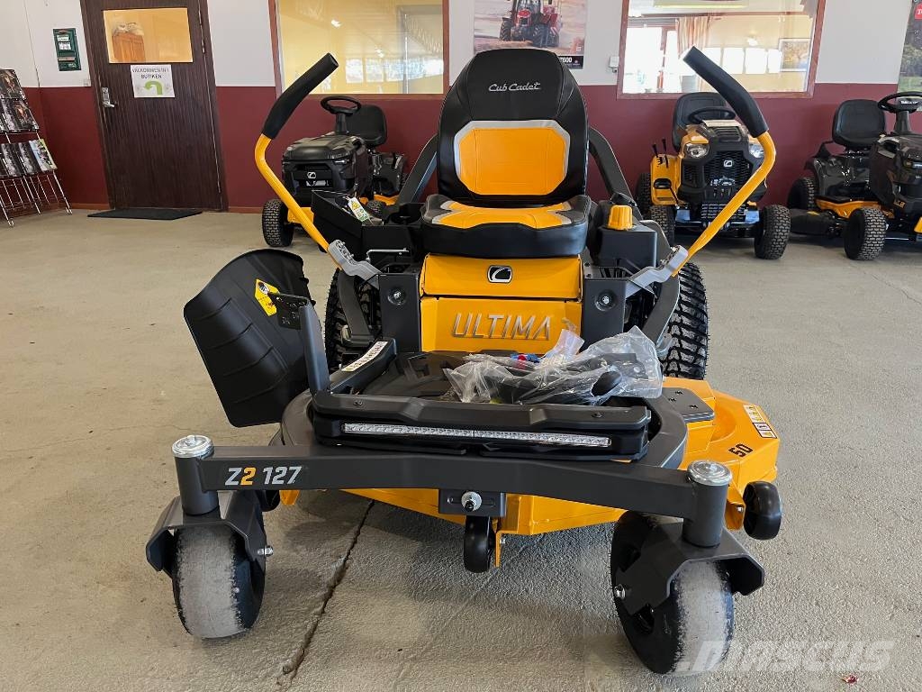 Cub Cadet Åkgräsklippare, ratt och spakstyrda جزازات