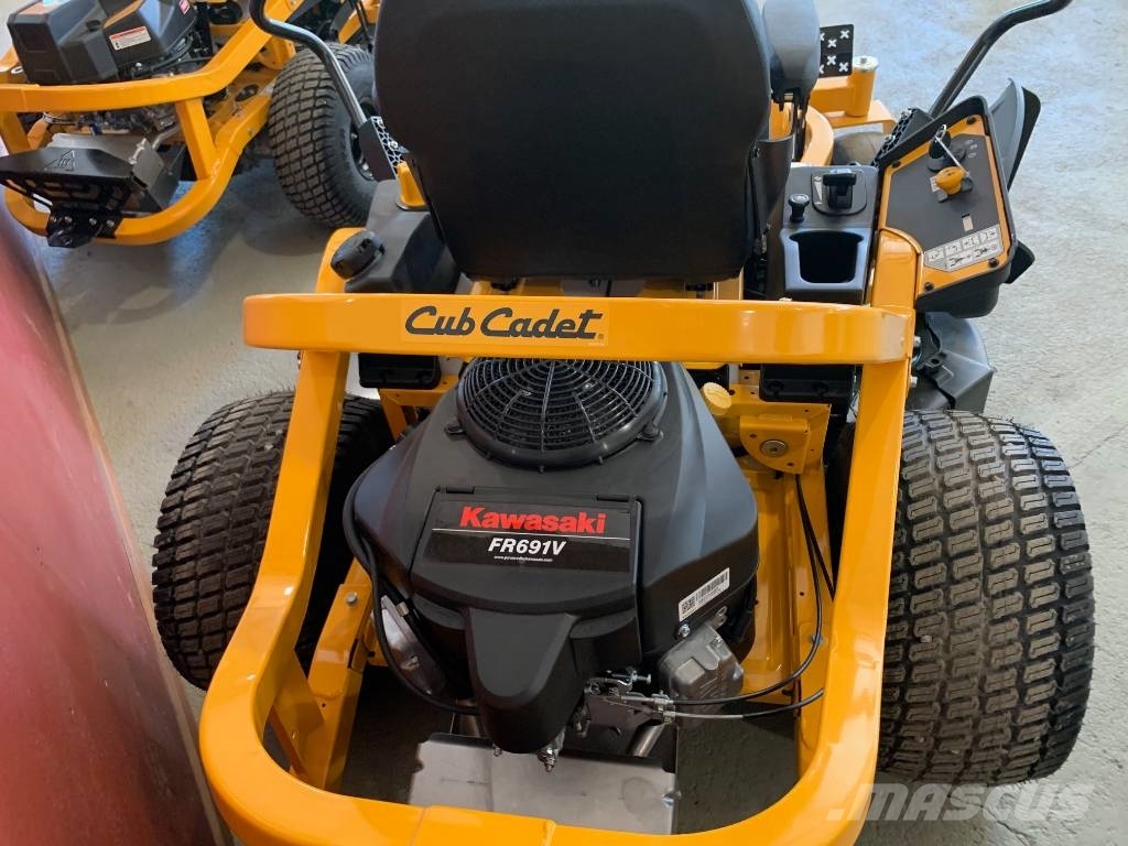 Cub Cadet Åkgräsklippare, ratt och spakstyrda جزازات