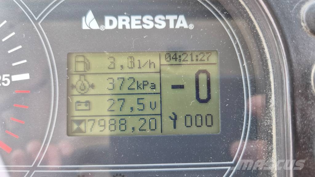 Dressta 530R لوادر بعجل