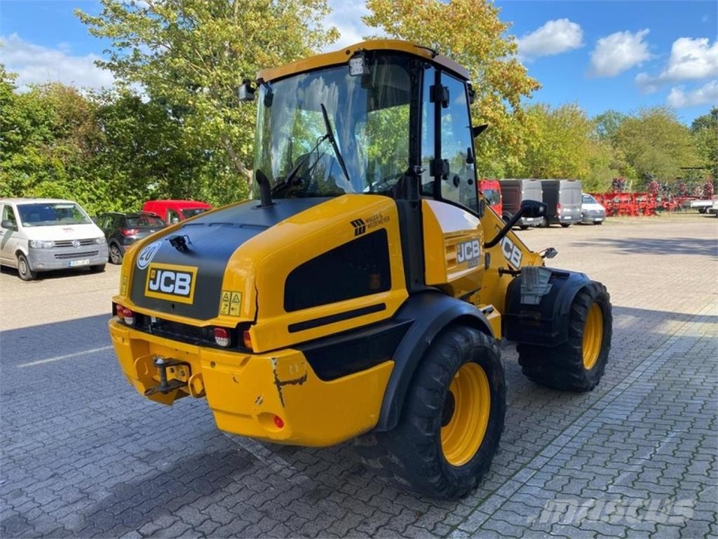 JCB TM 220 AGRI TELESKOPRADLADER Teleskoplæssere til landbrug