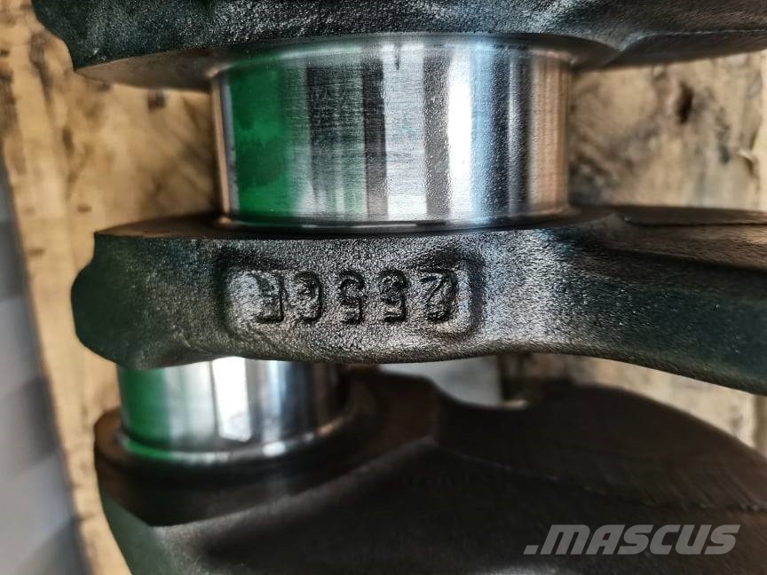 Fendt 936 Vario {Deutz 04904806}crankshaft Motoren