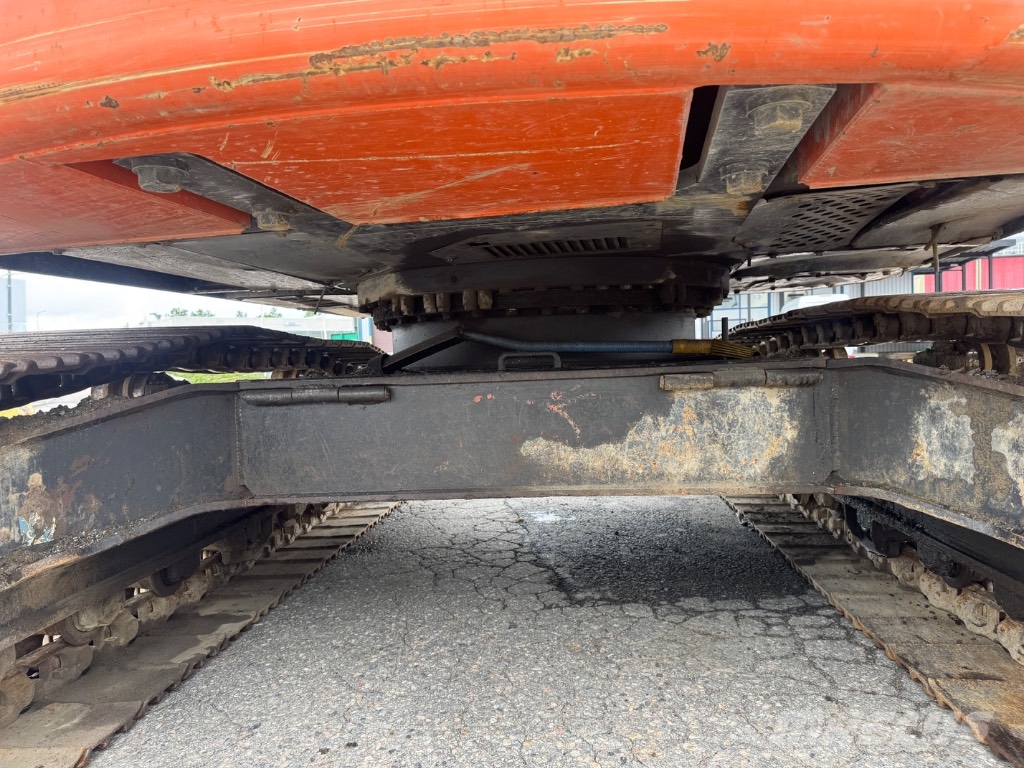Hitachi ZX 225 US R LC-5B Escavatori cingolati
