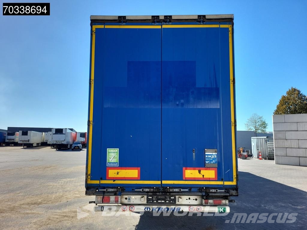 Krone SD Sliding Roof Tents puspiekabes