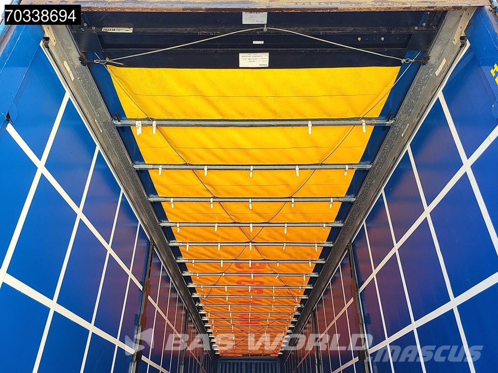Krone SD Sliding Roof Tents puspiekabes