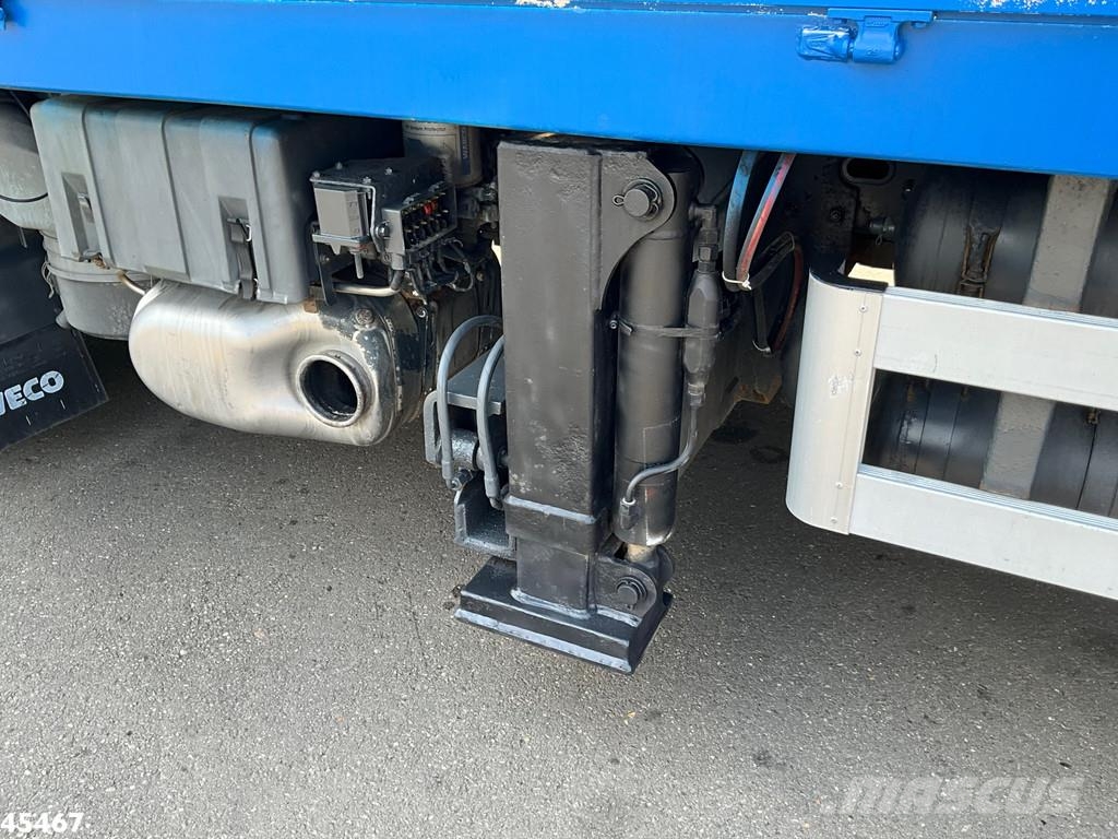 Iveco Stralis 500 6x4 MKG 54 Tonmeter laadkraan Всъдеходни кранове