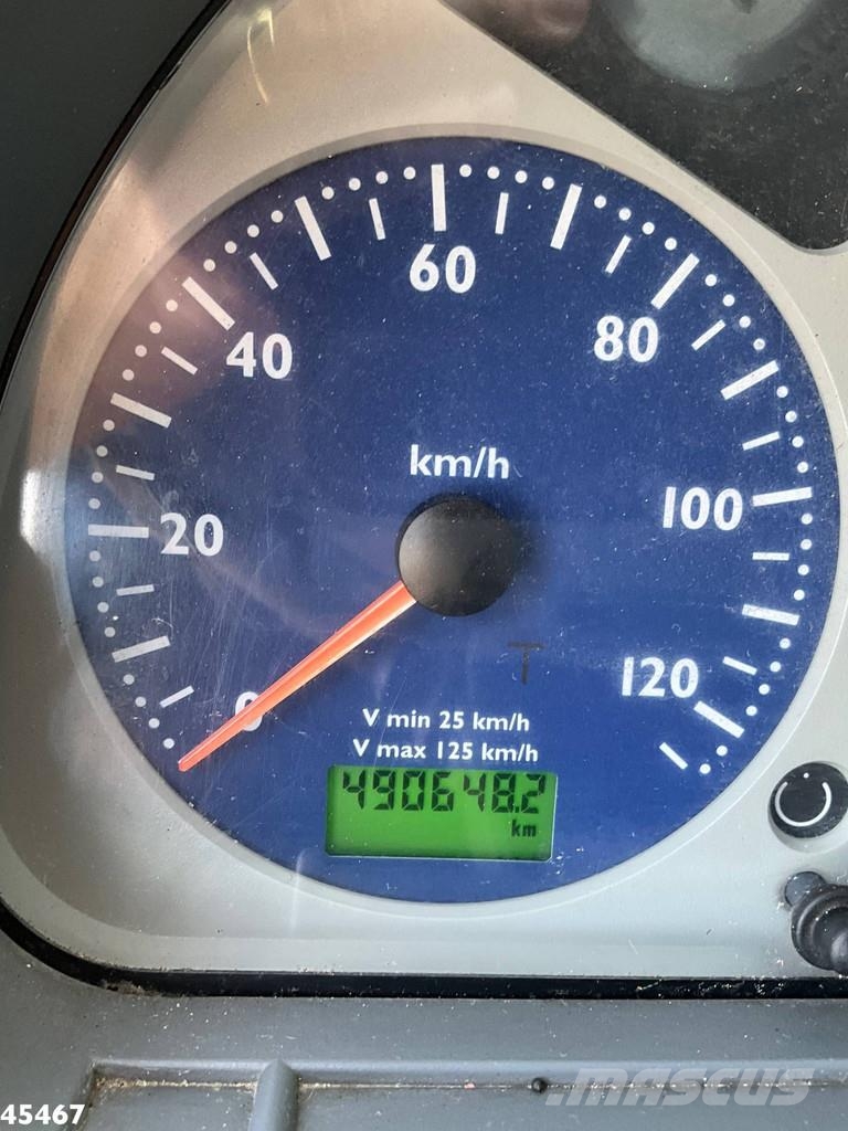 Iveco Stralis 500 6x4 MKG 54 Tonmeter laadkraan Всъдеходни кранове