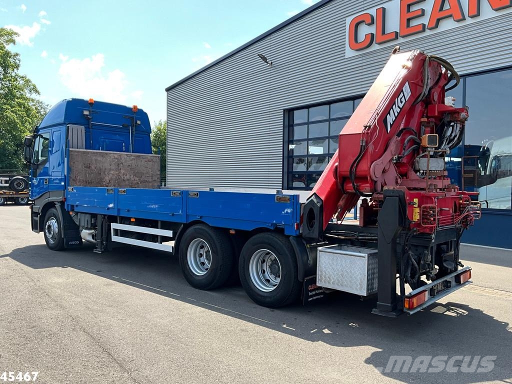 Iveco Stralis 500 6x4 MKG 54 Tonmeter laadkraan Всъдеходни кранове