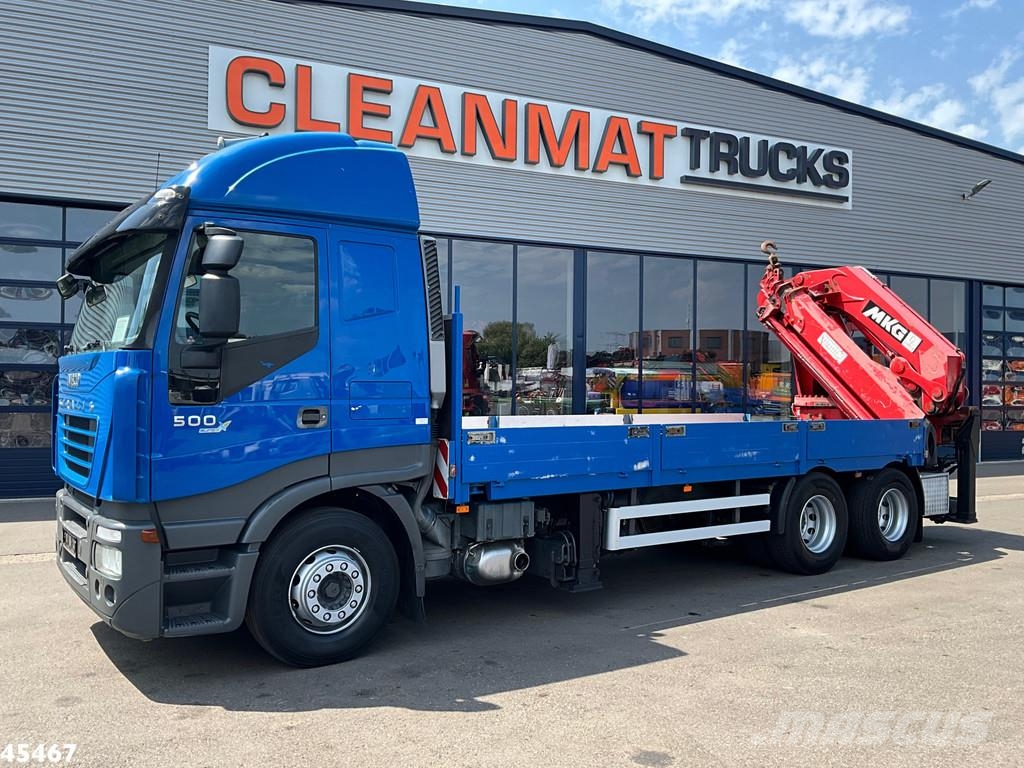 Iveco Stralis 500 6x4 MKG 54 Tonmeter laadkraan Всъдеходни кранове