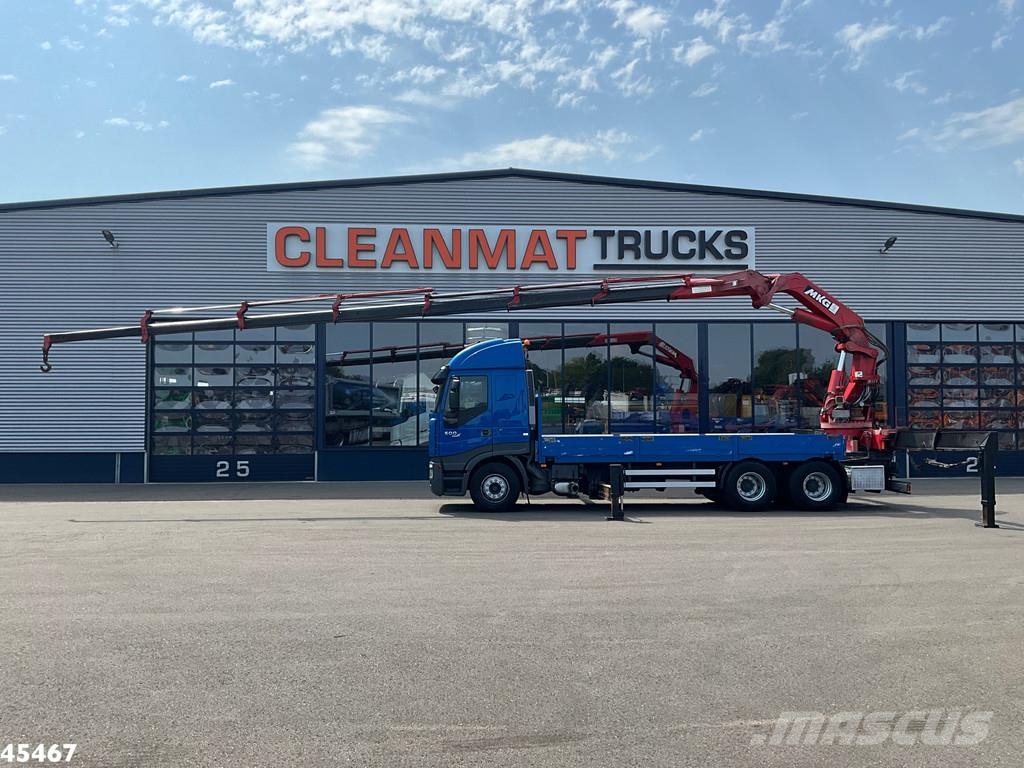 Iveco Stralis 500 6x4 MKG 54 Tonmeter laadkraan Всъдеходни кранове