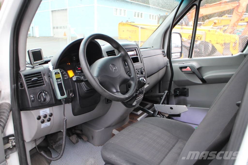 Mercedes-Benz 516 Cdi 1 + 19 Potovalni avtobusi