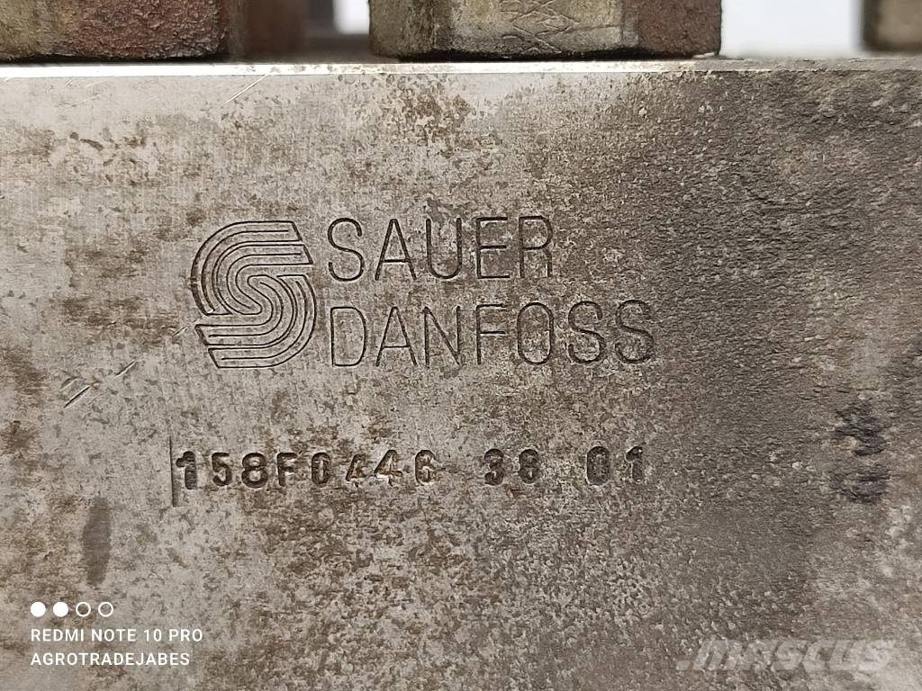 Sauer Danfoss Hydraulic block 158F0446 38 01 Hydraulics