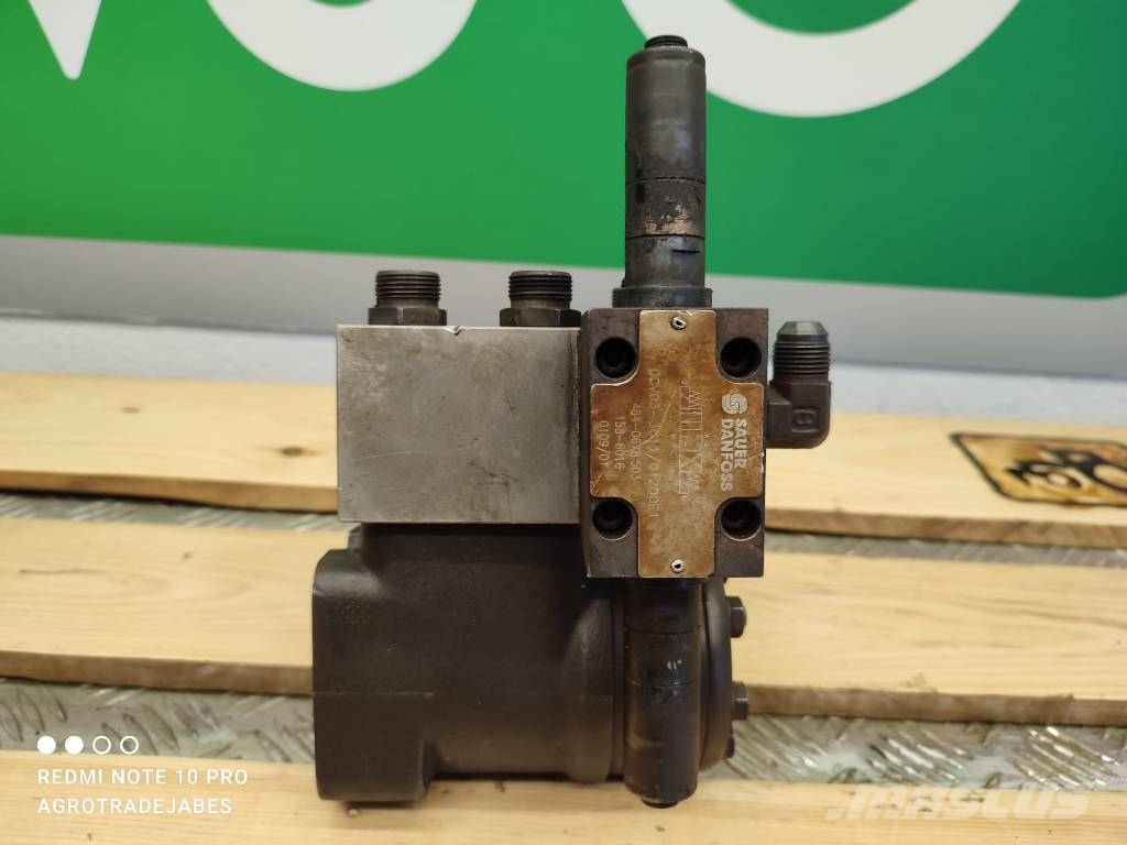 Sauer Danfoss Hydraulic block 158F0446 38 01 Hydraulics