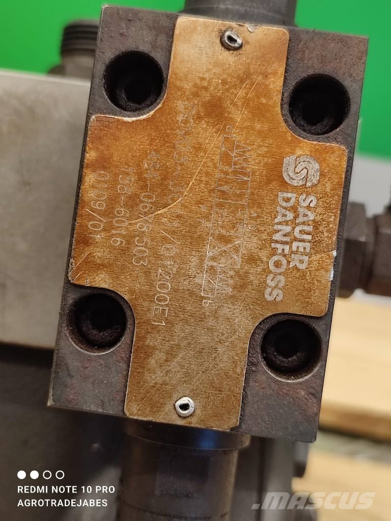 Sauer Danfoss Hydraulic block 158F0446 38 01 Hydraulics