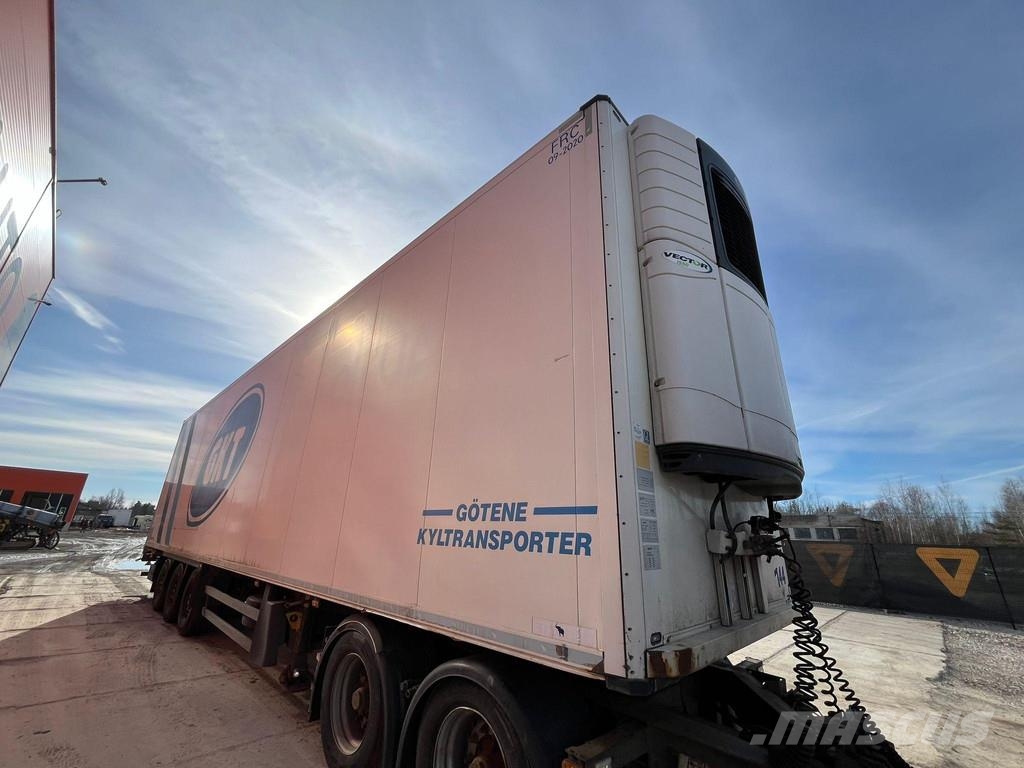 Schmitz Cargobull SCBS3B CARRIER Vector 1550 / BOX L=13396 mm Remorci frigorifice