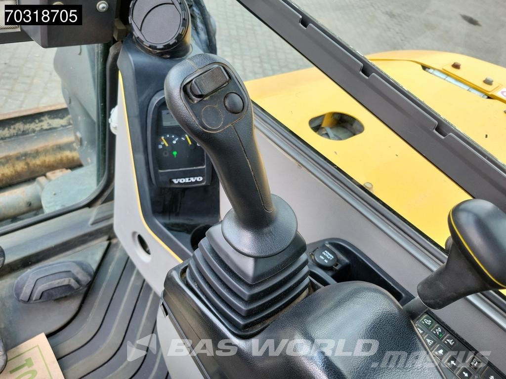 Volvo ECR88 D A/C - 2 Buckets Mini ekskavatörler, 7 tona dek