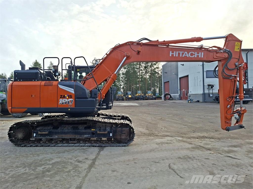 Hitachi ZX180LC-7 -STAGE 5- VÄHÄN AJETTU Telakaivukoneet