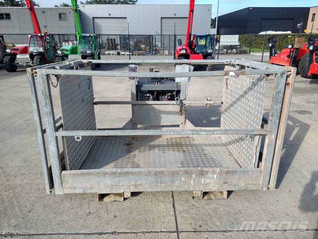 Manitou manbak 2-4m (125) Accessories for construction hoists and mast climbing work platforms